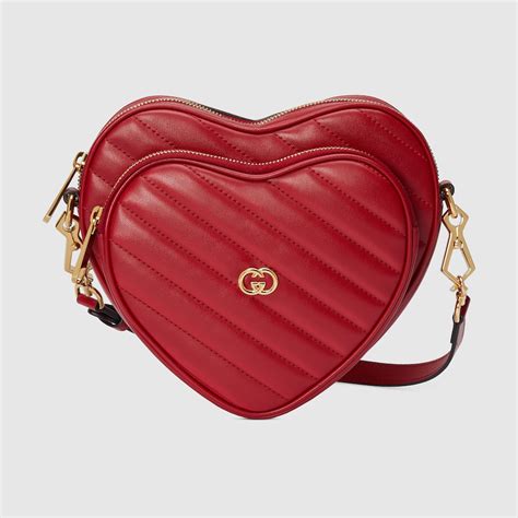 borsa gucci a forma di cuore|La borsa a cuore è amore a prima vista: dalla tendenza.